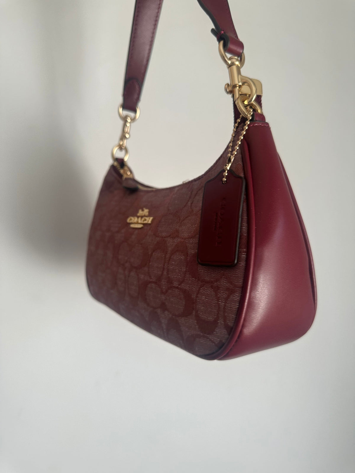 Teri Denim Shoulder Handbag Burgundy