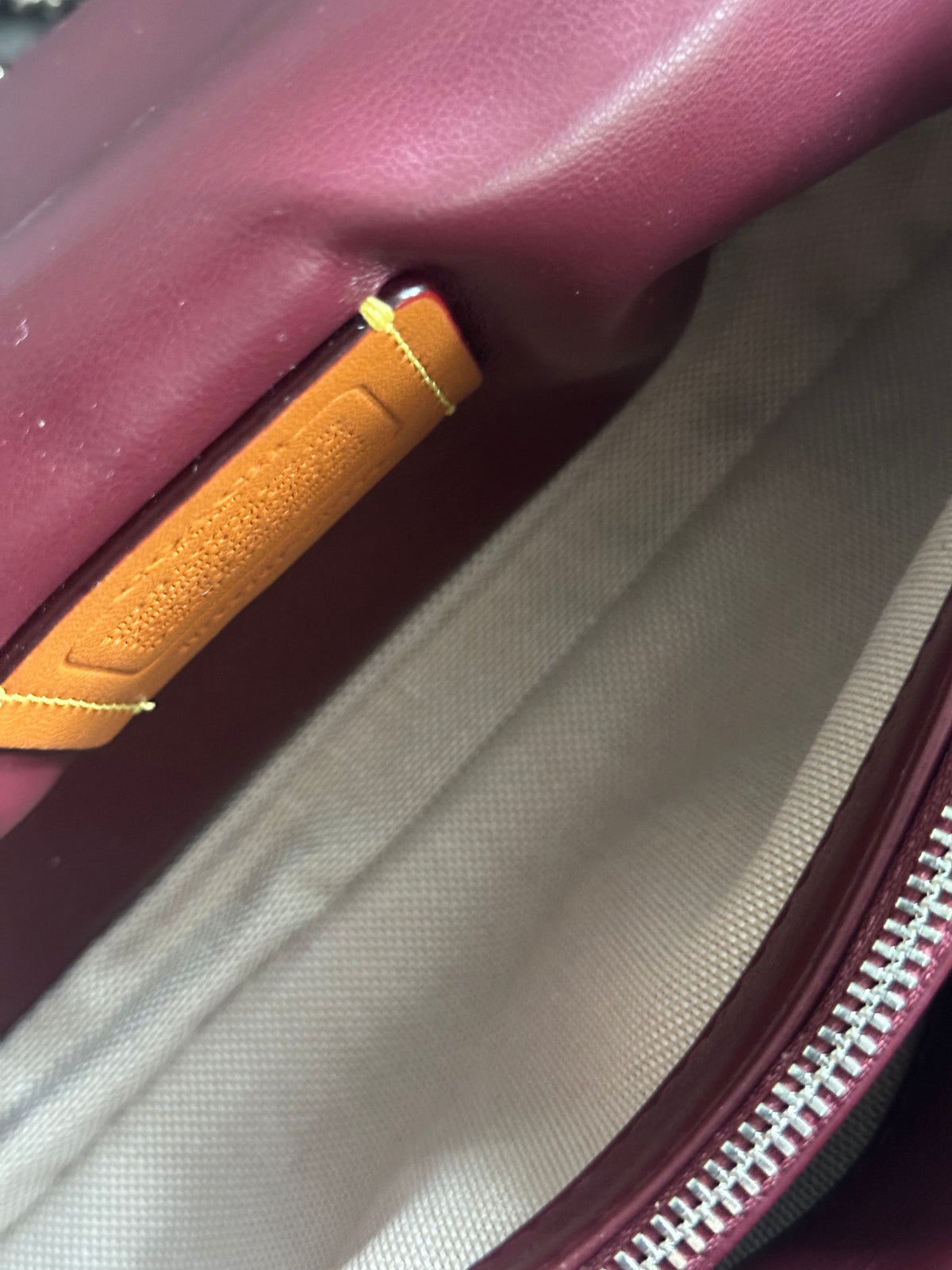 Burgundy leather Tabby 26 Charmed bag