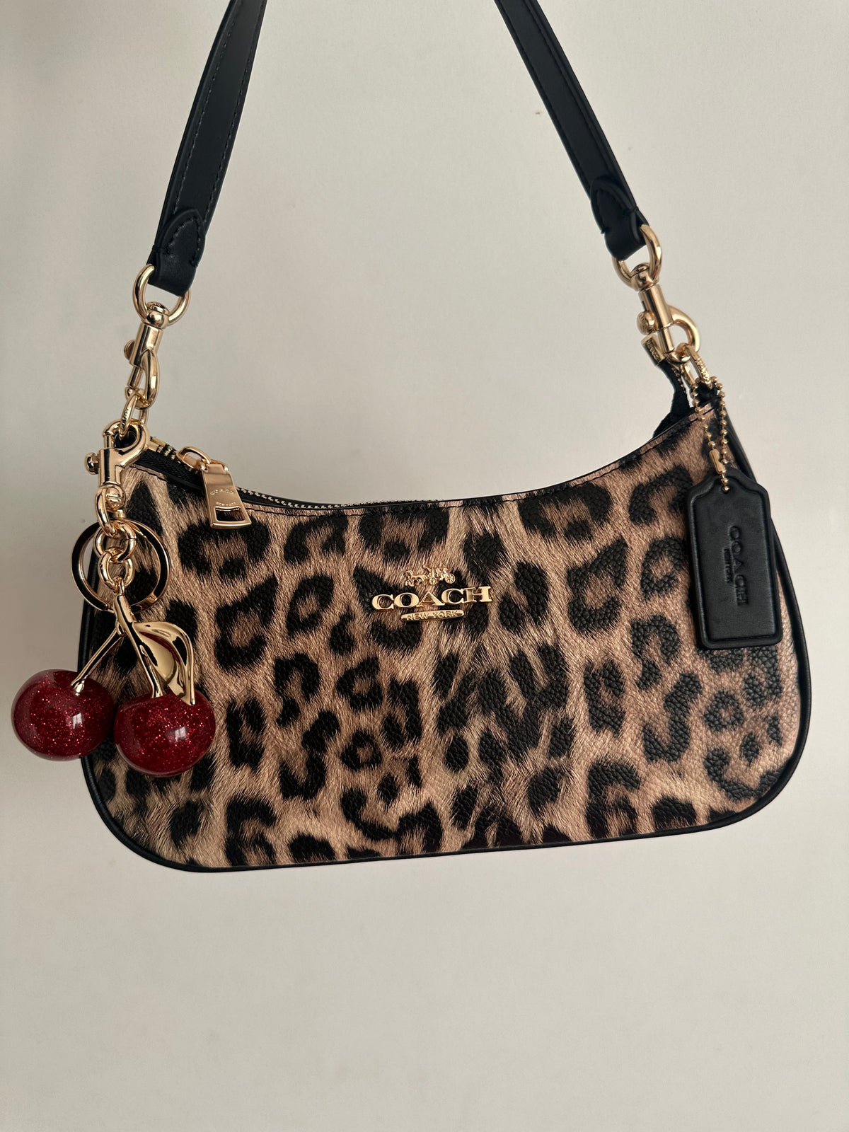 Teri Leopard Black Shoulder Handbag