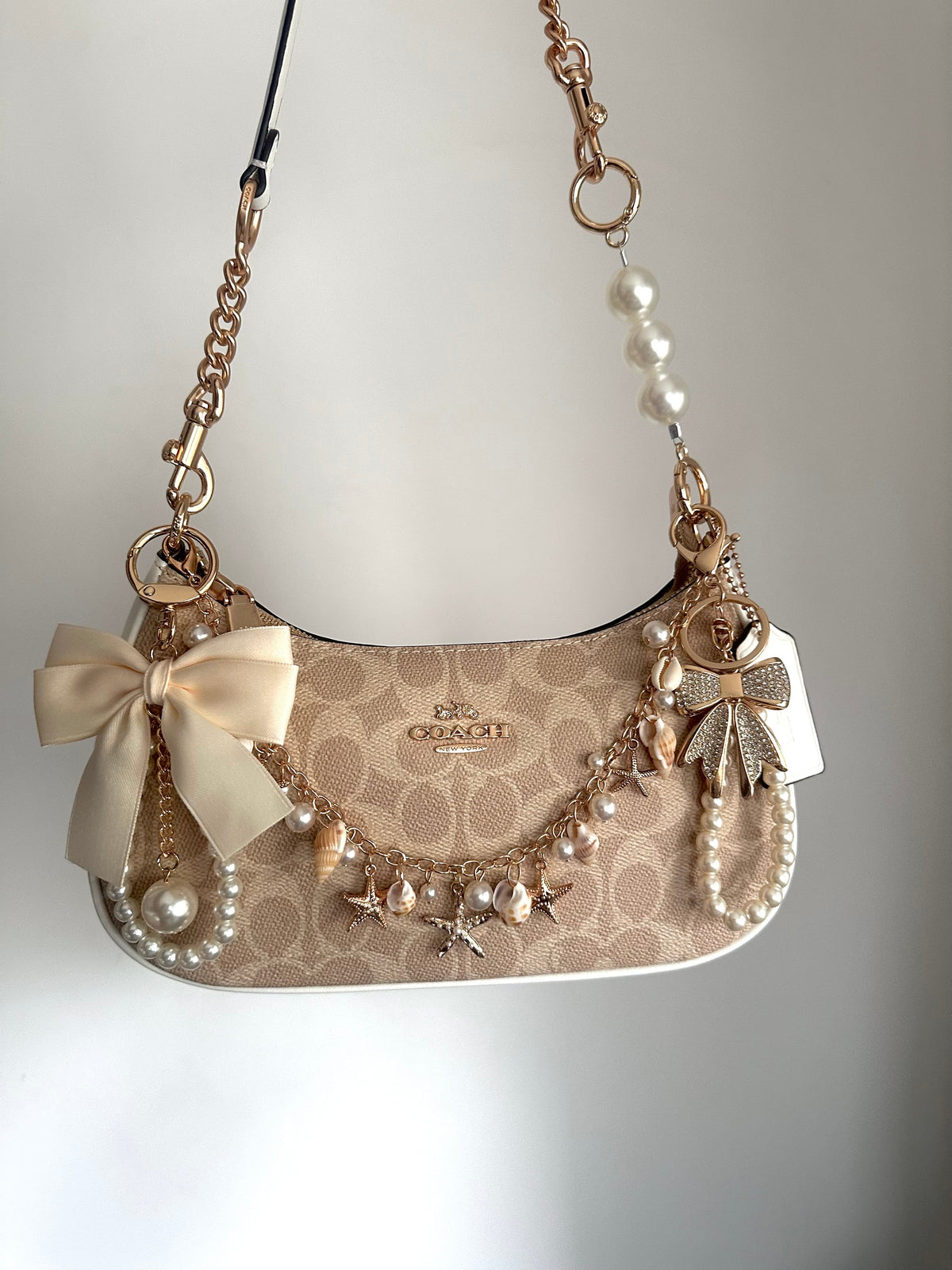 White Beige  Teri Coach Shoulder Handbag