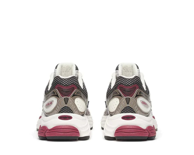 Saucony Progrid Omni 9 "Red"