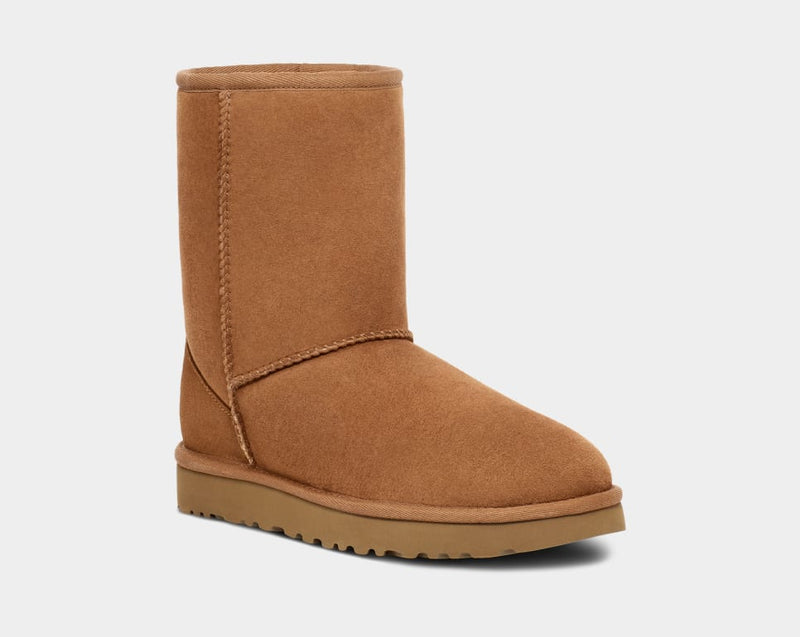 UGG Short Chestnut